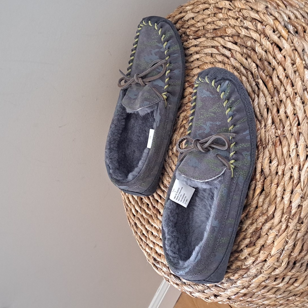 L.L. Bean Gray Camouflage Kids Moccasin Slippers
